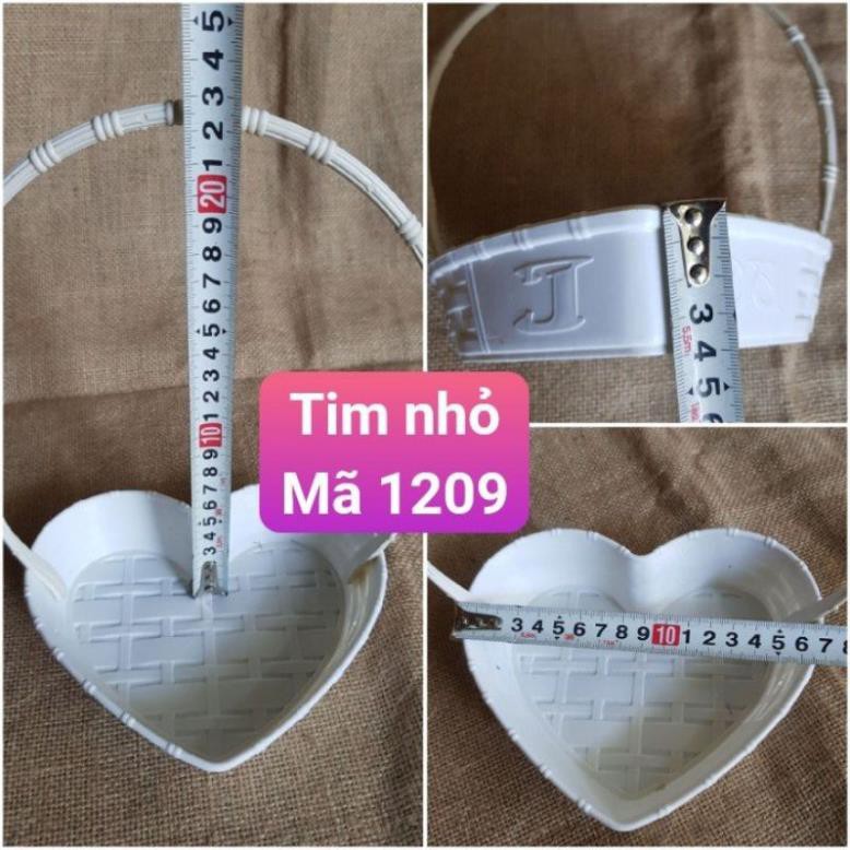 10 giỏ tim nhựa tim nhỏ