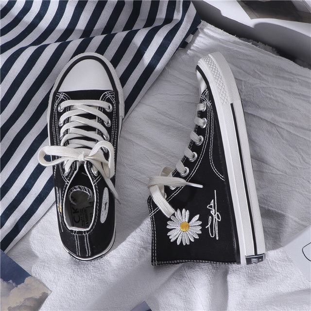 (Sneaker nữ mới 2020)Giày sneaker hoạ tiết hoa cúc( Kèm video và ảnh thật) | BigBuy360 - bigbuy360.vn