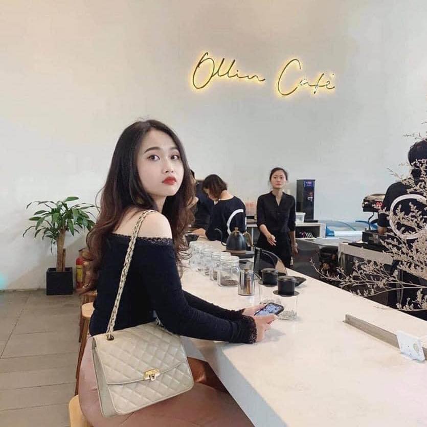 Túi xách nữ đeo chéo trần chỉ trám size 25 chất da mềm mịn có khóa Capucha T29