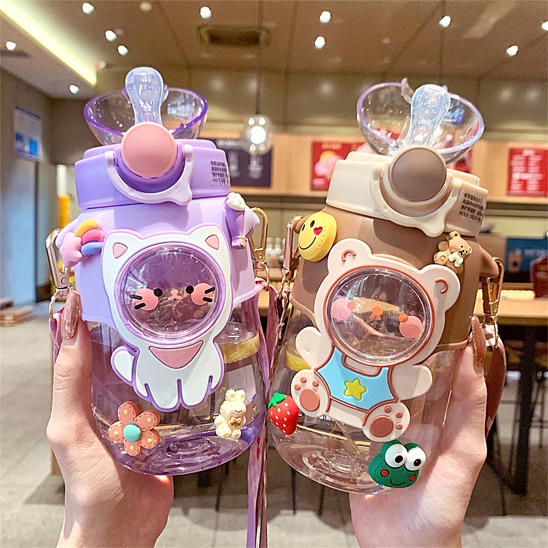 Bình Nước Nhựa 720Ml Họa Tiết Hoạt Hình Dễ Thương Cho Bé