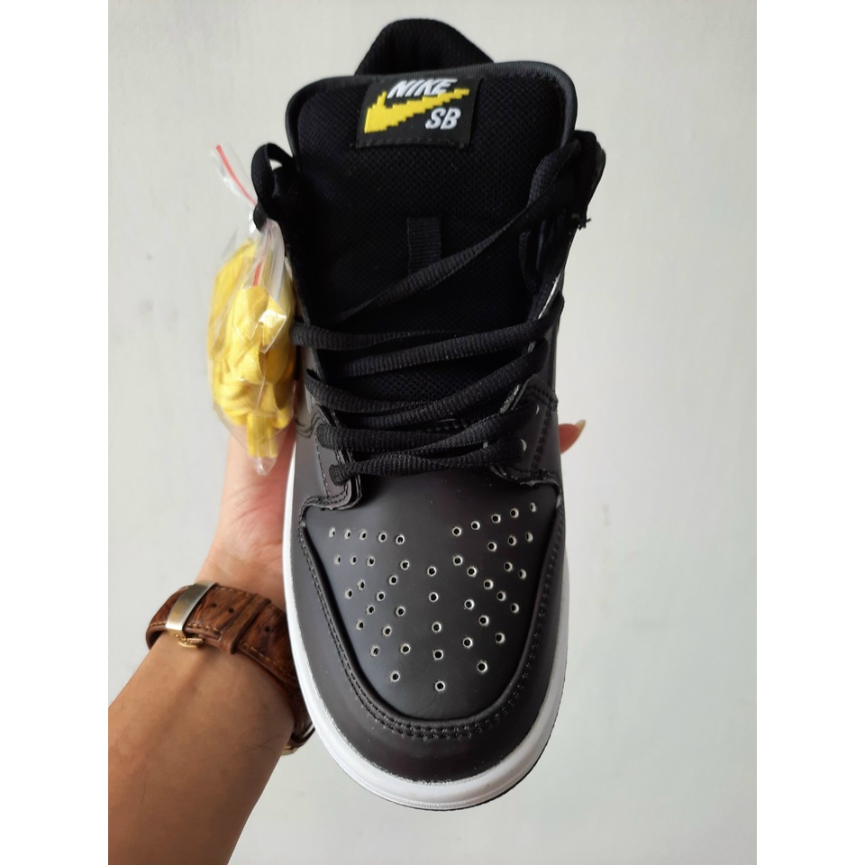 Giày thể thao SB đổi màu | BigBuy360 - bigbuy360.vn