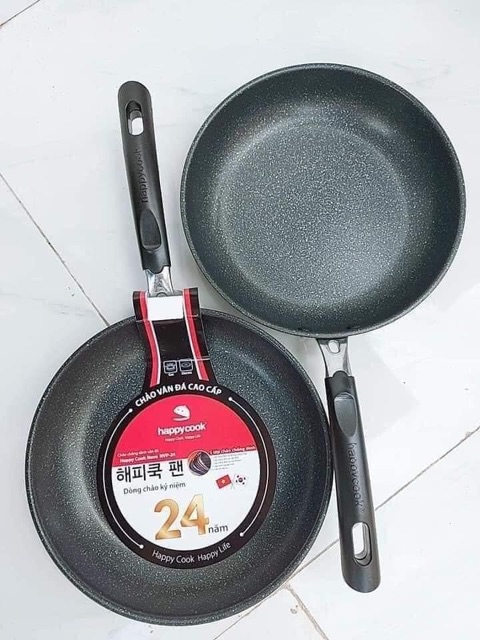 CHẢO ĐÁ CHỐNG DÍNH HAPPY COOK 24cm/26cm (24 cm/26 cm) - Dòng chảo đặc biệt kỷ niệm 24 năm