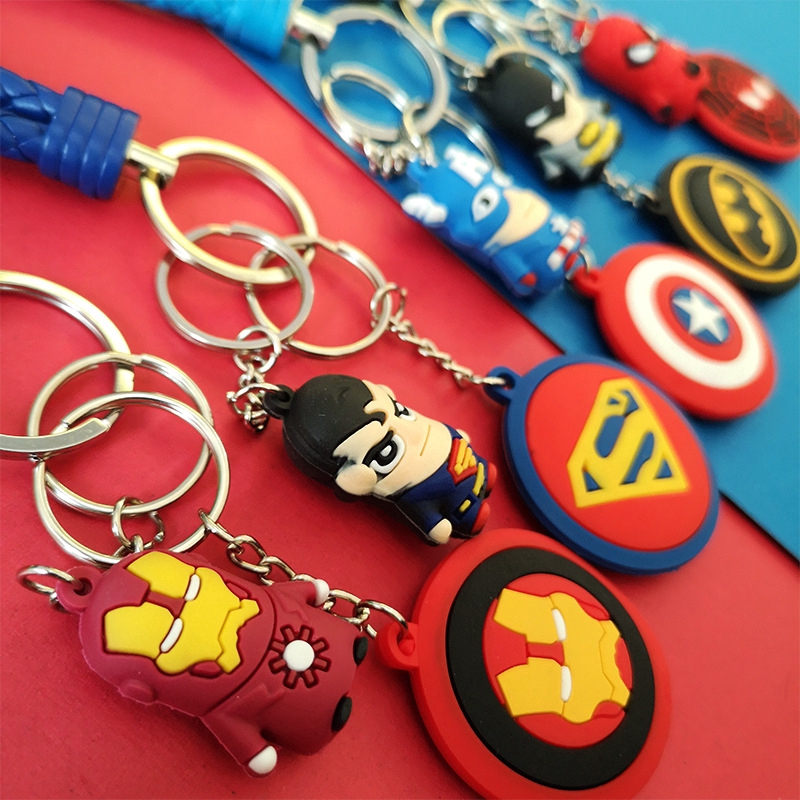 Móc khóa 2 mặt hình siêu anh hùng trong Avengers bằng silicone