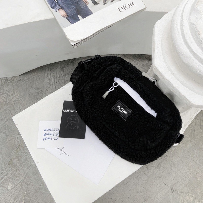Túi Đeo Chéo RG WINTER Vải Phủ Lông Ulzzang Unisex (Tặng kèm giấy thơm + TAG)