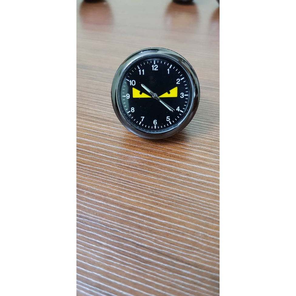 Đồng hồ trang trí tablo ô tô có lô gô các hãng xe Mazda Honda Toyota  Mitsubishi Hyundai KIA