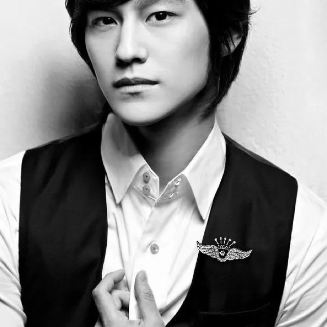 Ghim Cài áo cao cấp phong cách Hàn Quốc