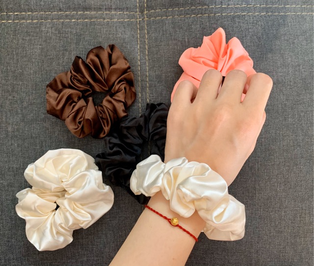 Dây Scrunchies cột tóc style hàn quốc vải satin( hàng nhập)