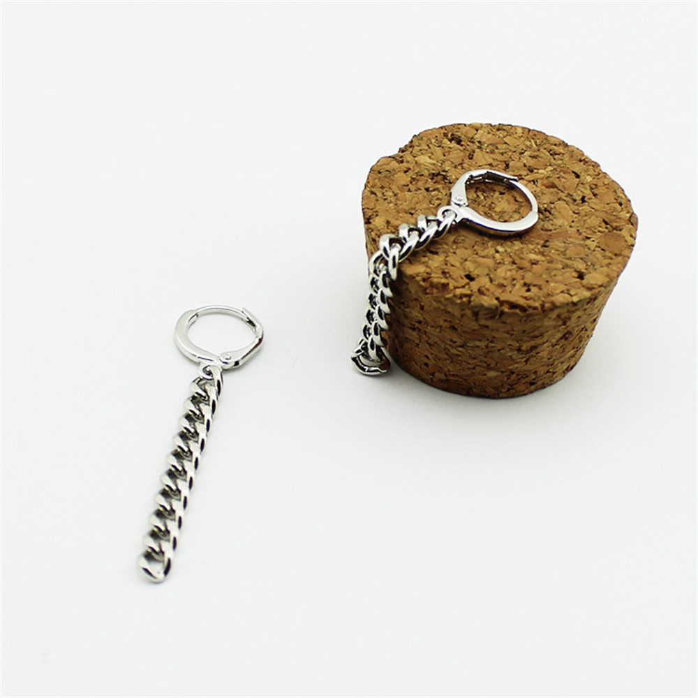 Đôi khuyên tai dáng dài kiểu dây xích phong cách punk dành cho nam và nữ chiều dài 4.7cm