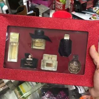 Set nước hoa mini 6 chai của macy