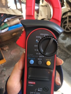 Ampe kìm UT201 hàng tốt