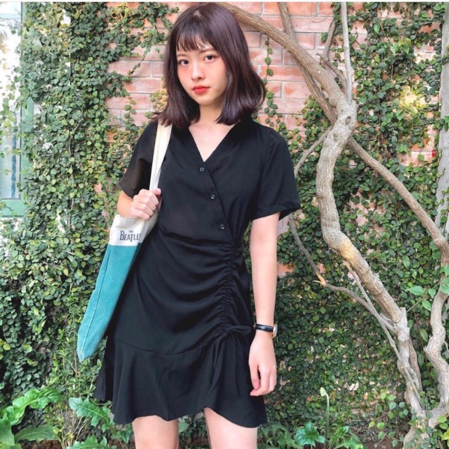 Đầm đen dây rút đi học🌷