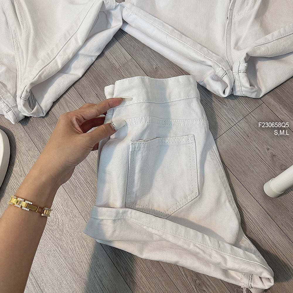 Quần short jean trắng lưng cao hàng đẹp!