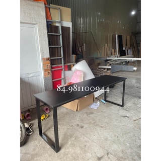 Bàn làm việc dài 2m full đen cá tánh