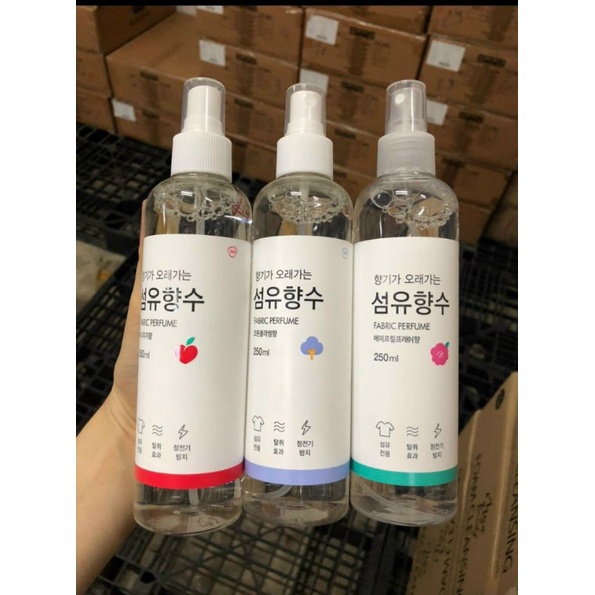 Xịt Thơm Quần Áo Fabric Perfume 250ml