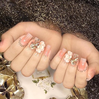 Charm nơ quốc dân