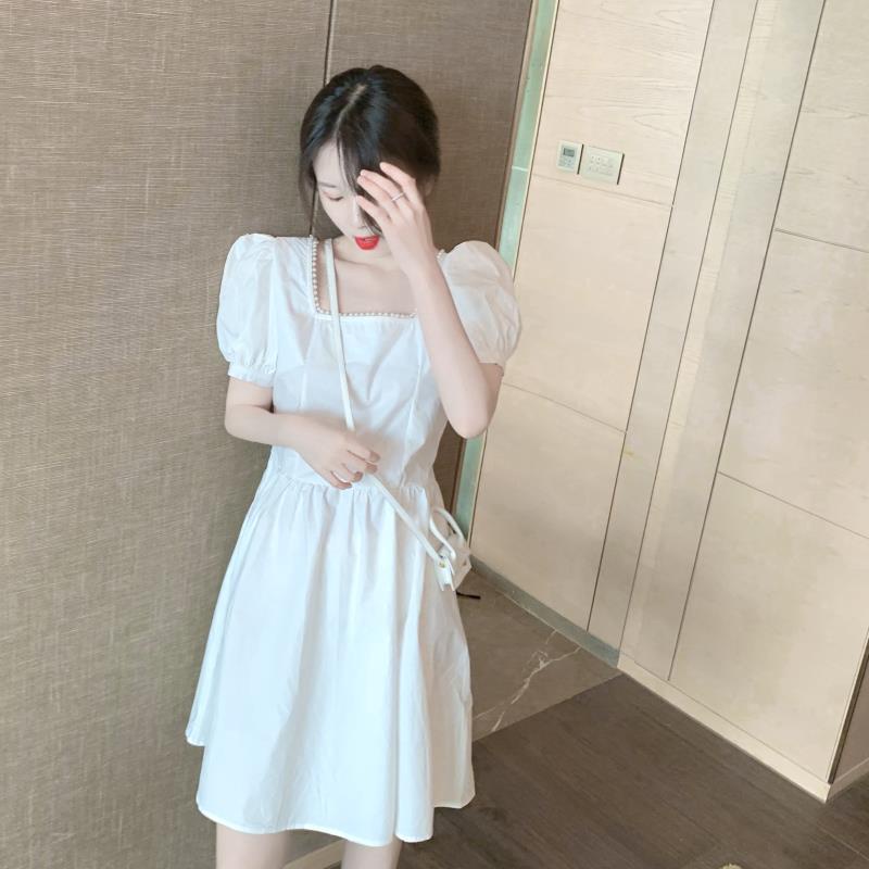 Đầm chữ A tay phồng cổ vuông đính ngọc trai giả phong cách Pháp cổ điển thời trang dành cho nữ