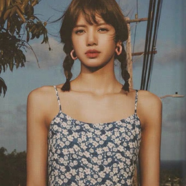 Váy Đầm Hai Dây Giống Lisa Blackpink