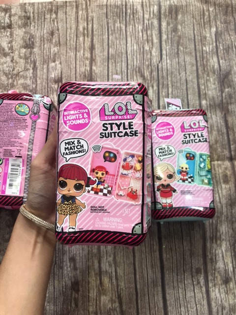 Đồ chơi L.O.L Surpries Style Suitcase Usa