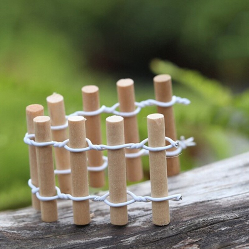 Hàng Rào Gỗ Mini Trang Trí Sân Vườn