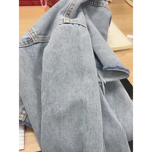 Áo khoác bò jean croptop form rộng