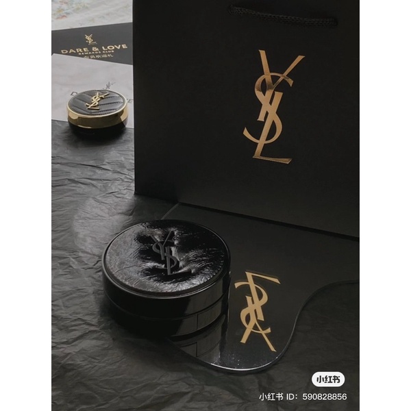 Phấn nước Cushion YSL Luminous Over Noir  tone 10,20