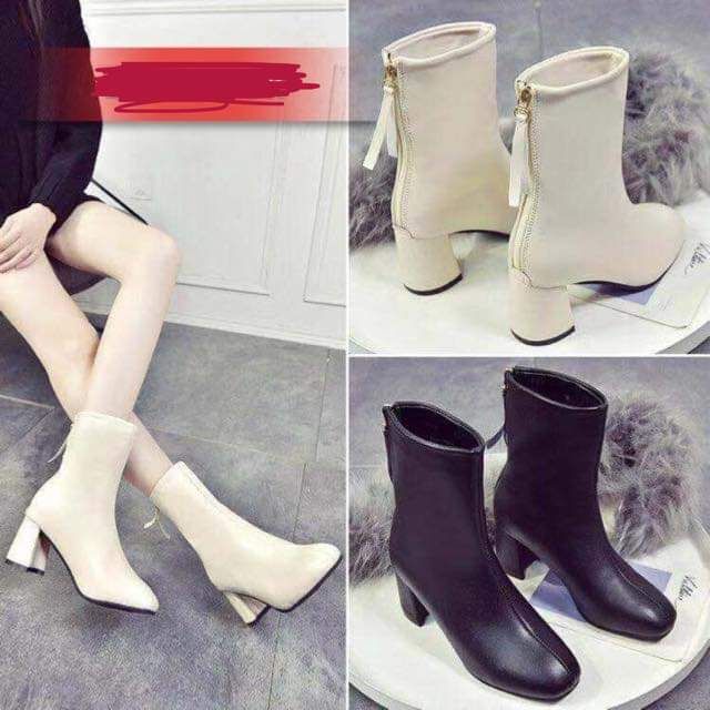 Bốt trắng cao cổ