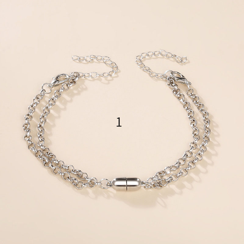 Set 2 vòng tay đính đá từ tính thiết kế đơn giản cho cặp đôi