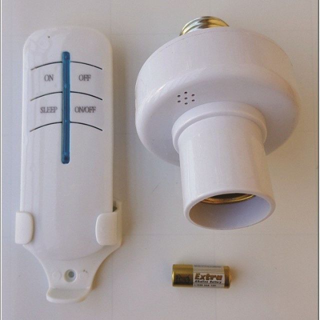 Bộ Đui đèn điều khiển từ xa xuyên tường đuôi E27