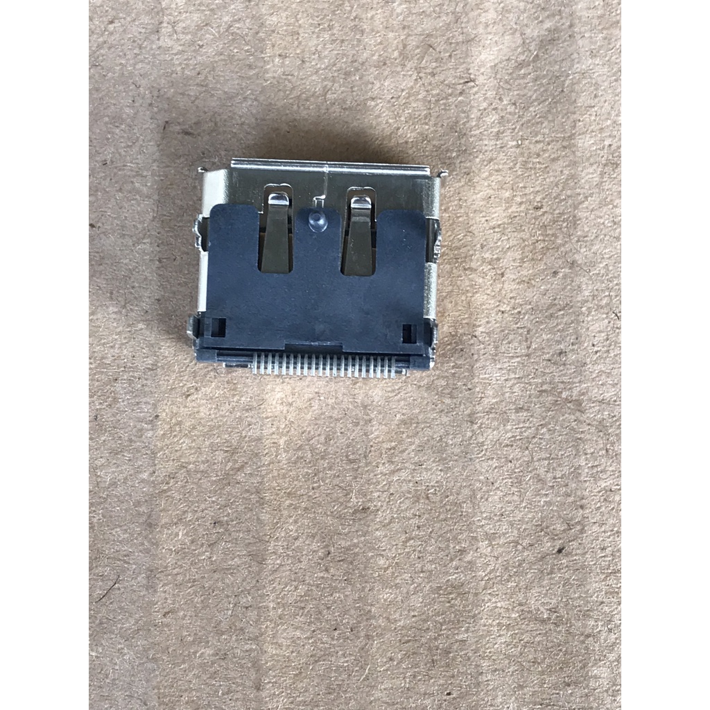 Cổng DisplayPort Display Port trên card màn hình - chân dán