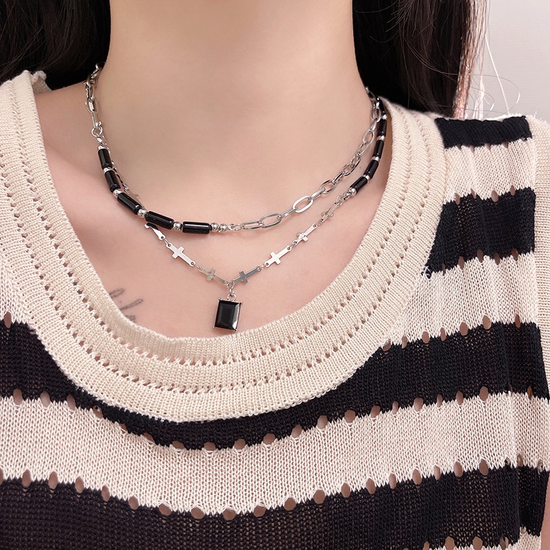 Vòng cổ Hai Lớp Mặt Thánh Giá Đính Đá Tự Nhiên