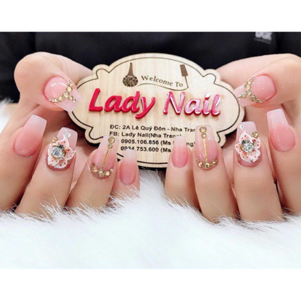 Bảng gỗ tên shop chụp hình sản phẩm nail, mi, shop mĩ phẩm, shop thời trang. Tạo đấu ấn riêng cho cửa hàng bạn.