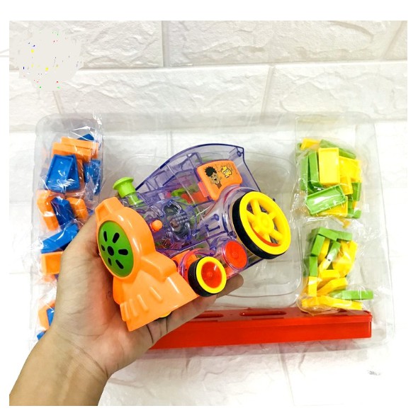 Xe xếp hình Đô mi nô