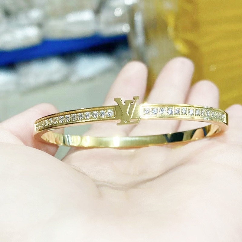 Vòng Tay Bản Nhỏ Đính Đá Nhân Tạo Titan Ko Đen TT 4329