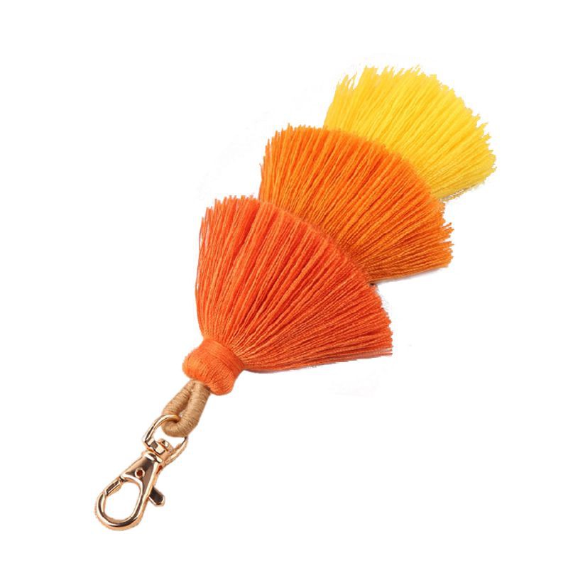 Móc chìa khóa phối tua rua phong cách Boho