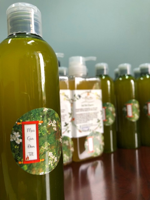 Gel tắm organic Hương Thảo 300ml mùi già | BigBuy360 - bigbuy360.vn