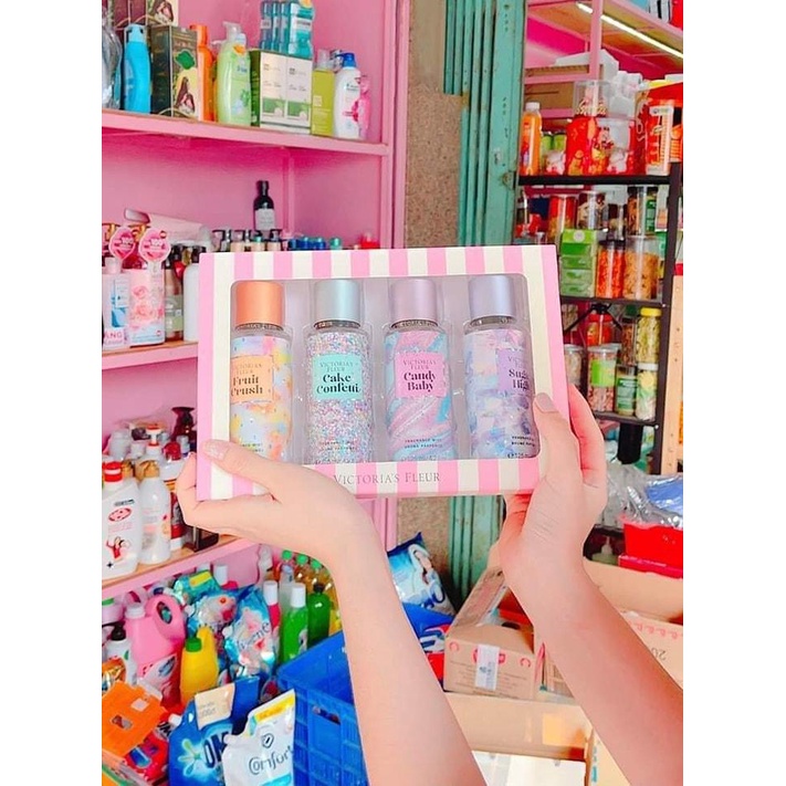 Set 4 Chai Xịt Thơm Body VICTORIA'S FLEUR Body Mist 125ml Hương Thơm Ngọt Ngào Quyến Dũ