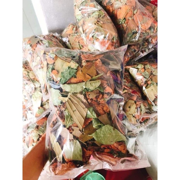 1kg Lá tắm(lá xông)của dân tộc Dao Đỏ dành cho PN sau sinh