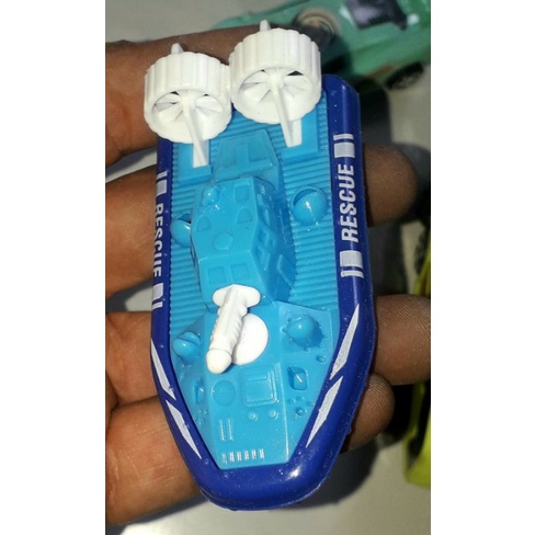 Sét 6 chiếc mô hình xe tăng+máy bay+tàu bằng nhựa chạy chớn mini