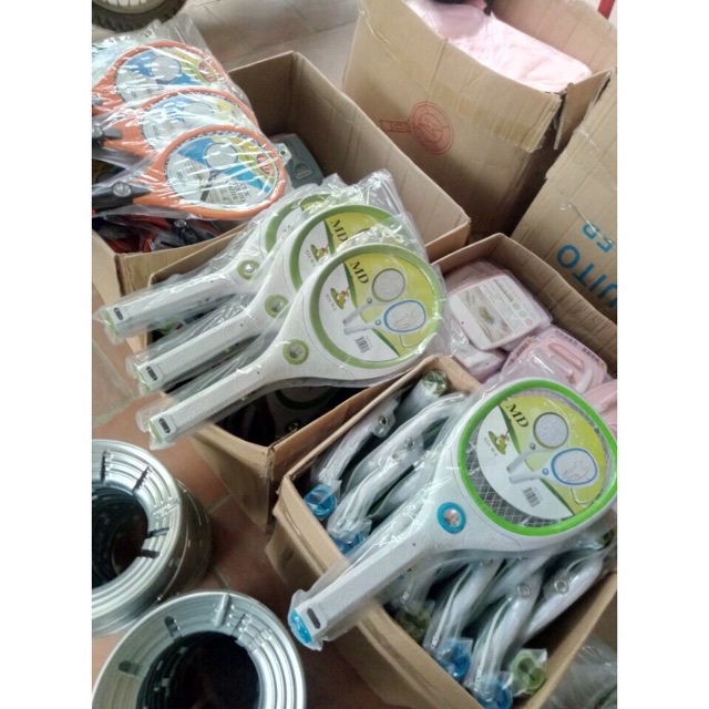Vợt muỗi sạc tích điện cao cấp kèm đèn sáng.