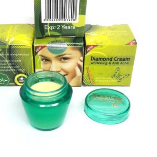 ♦ Kem Kim Cương Trị Mụn 12 // Ban Đầu ✷