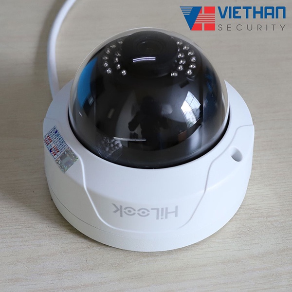 Camera IP Dome hồng ngoại 2.0 Megapixel HILOOK IPC-D121H - Hàng chính hãng