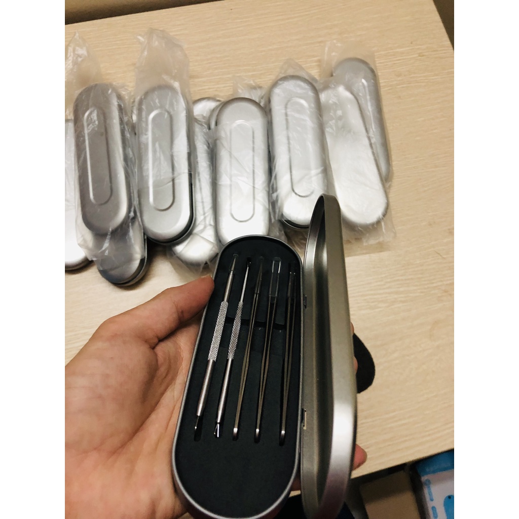 Bộ dụng cụ nặn mụn 5 chi tiết cao cấp chống gỉ siêu bền đẹp