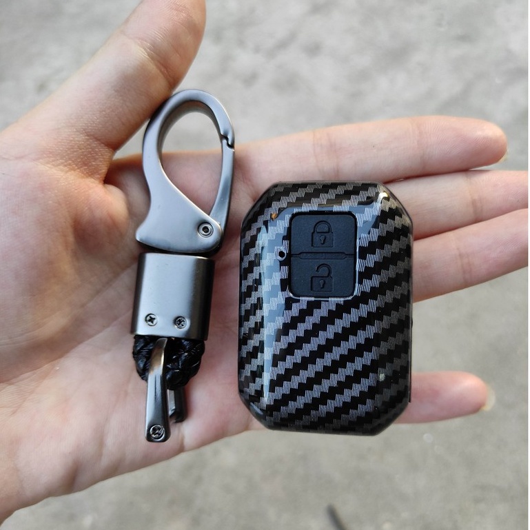 Ốp chìa khóa carbon xe Suzuki XL7, Ertiga, Swift + kèm móc khóa tiện lợi OCB