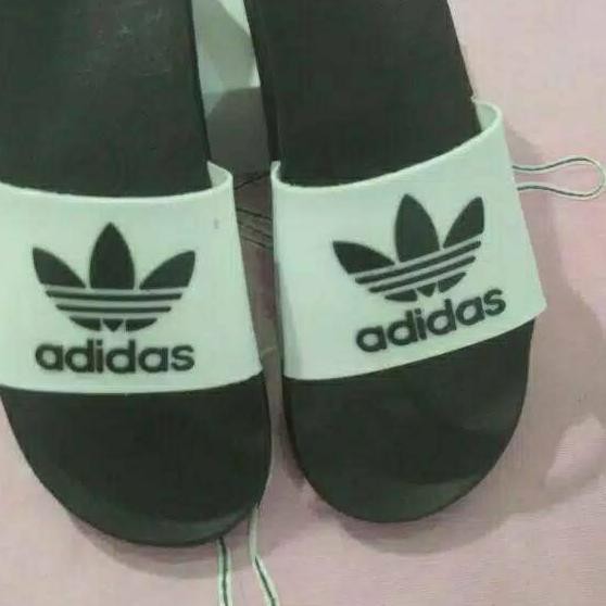 Giày Sandal Adidas Trượt Size 39-43 Thời Trang Năng Động