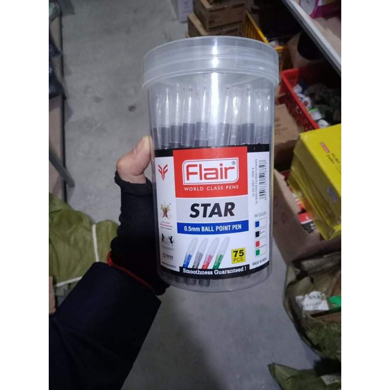 hộp 75 chiếc bút bi Star 0.5mm