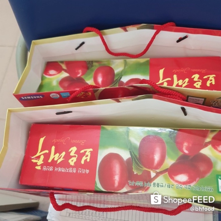 Táo Đỏ Han Quoc Loại 1Kg Có KÈm Hộp + Túi Sách .ĐT.LV