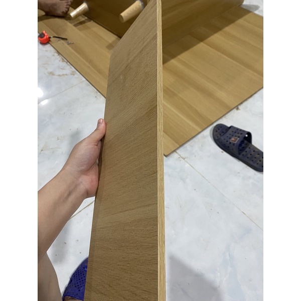 Tấm gỗ mdf làm kệ dán nẹp 4 cạnh dày 8 li màu vàng. 2 mặt Vân gỗ.nhiều kích thước nhỏ