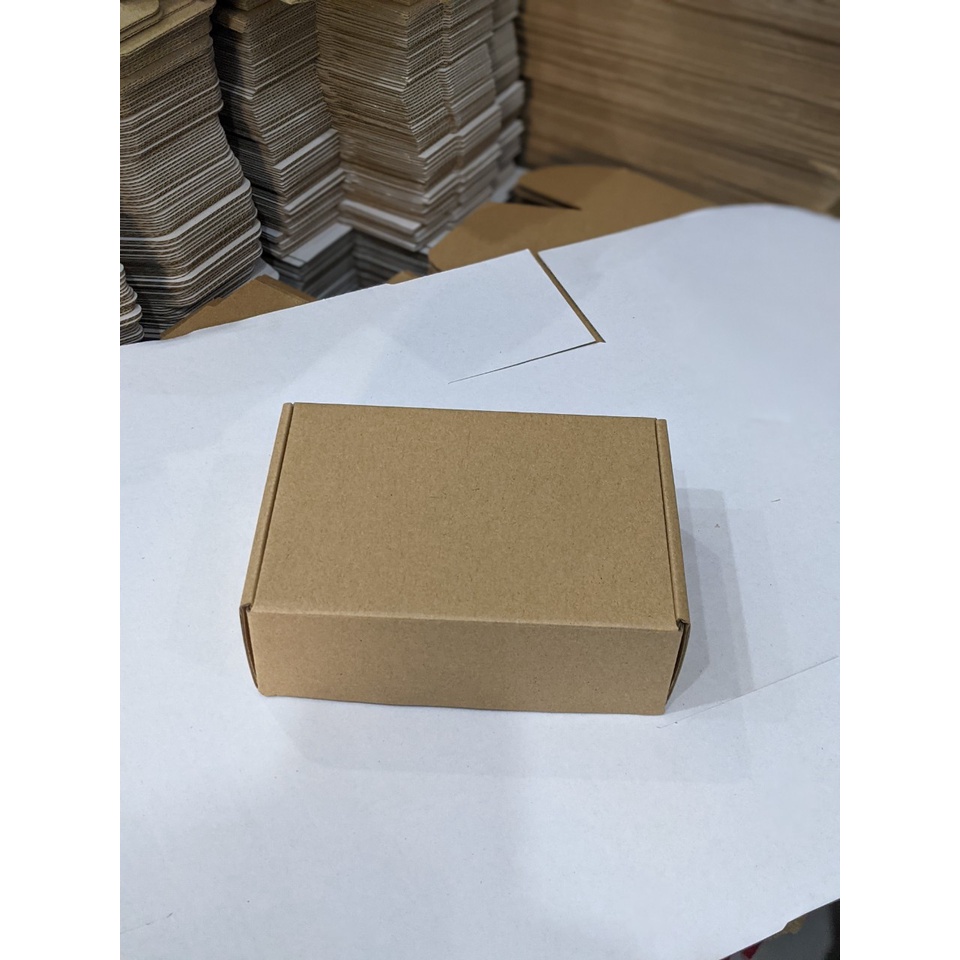 50 HỘP CARTON GÀI ĐỰNG ỐP LƯNG, PHỤ KIỆN SIZE 20X15X4CM