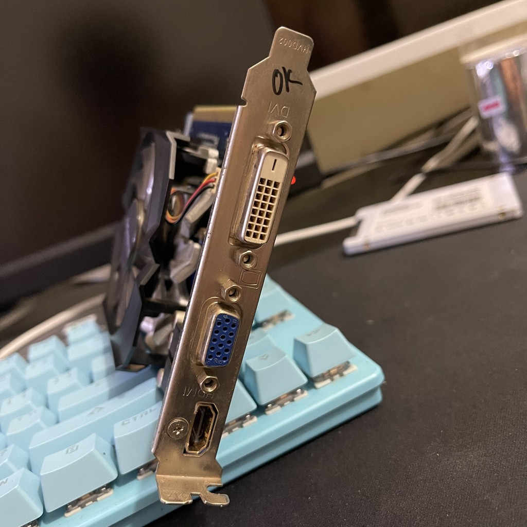 VGA Card màn hình Gigabyte GT 730 2GB DDR5 1 fan - Chiến mượt LOL, FF04