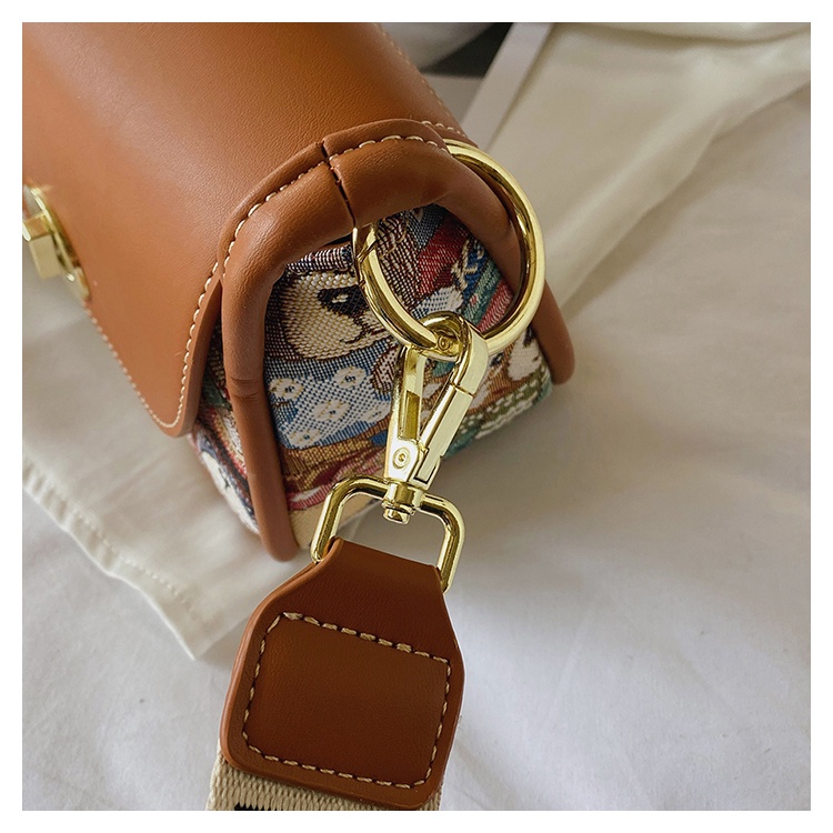 Túi Đeo Chéo Hình Vuông Cỡ Nhỏ In Họa Tiết Chú Gấu Katy Độc Đáo Thời Trang Dễ Phối Đồ